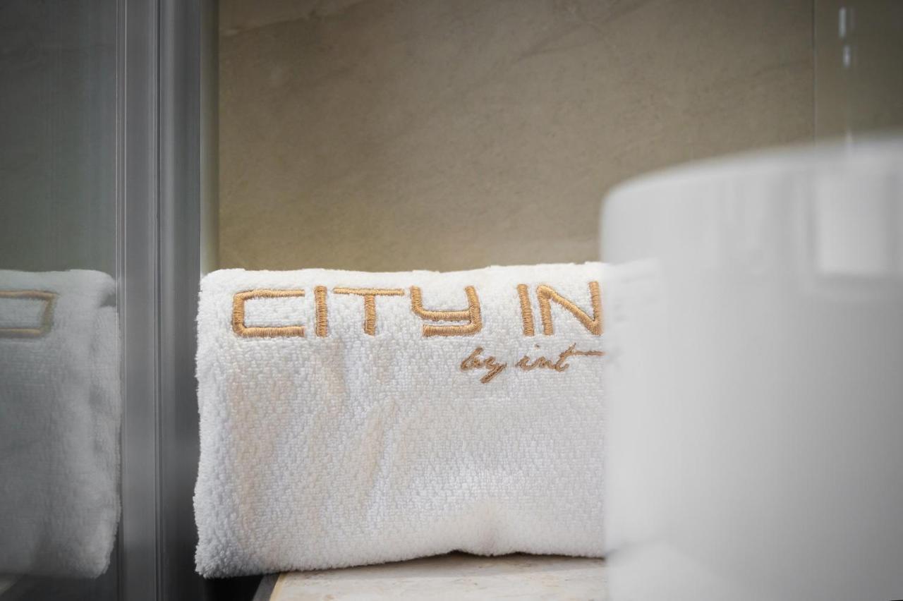Hotel City In Kočani Esterno foto