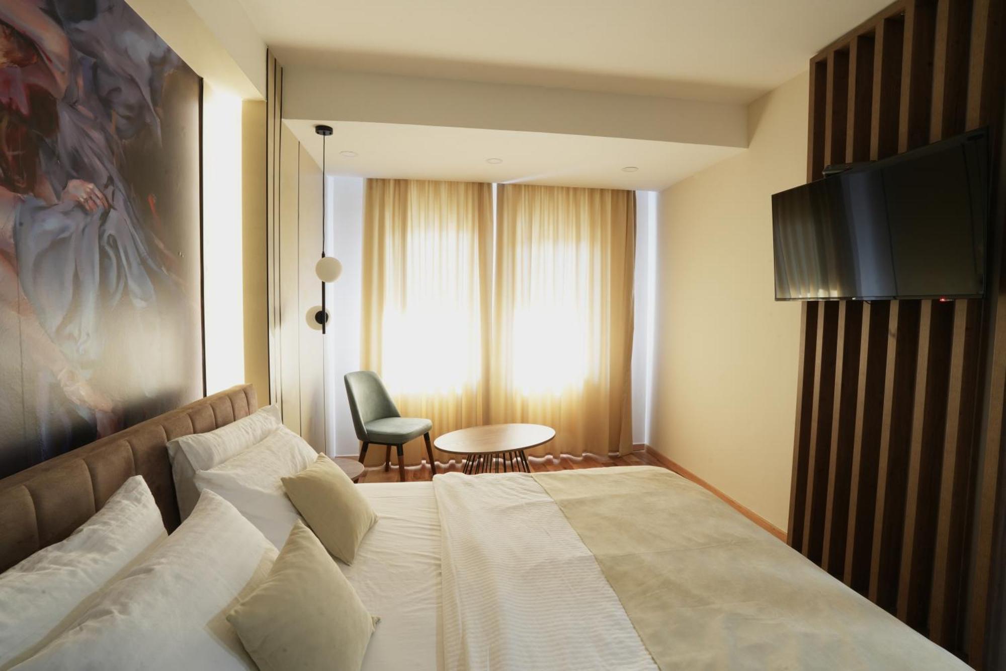 Hotel City In Kočani Esterno foto